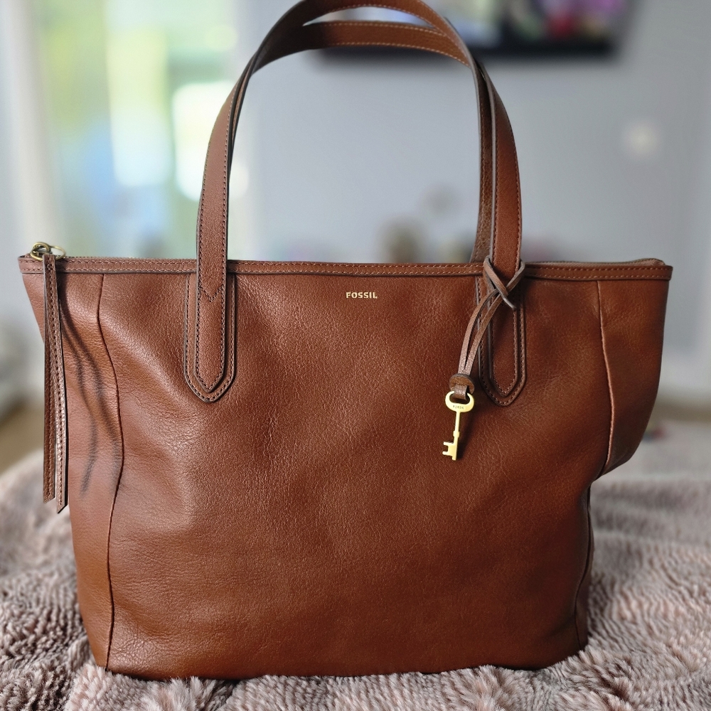 Fossil Tan Leather Tote with Key Charm
